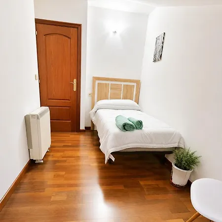 Vacansis Santiago Garcia Prieto Y Romero Donallo Privadas Santiago de Compostela