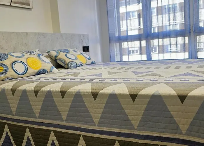 Vacansis Santiago Garcia Prieto Y Romero Donallo Privadas Pensjonat Santiago de Compostela