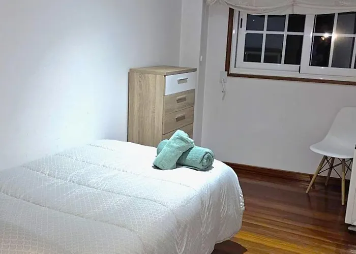 Vacansis Santiago Garcia Prieto Y Romero Donallo Privadas Pensjonat Santiago de Compostela