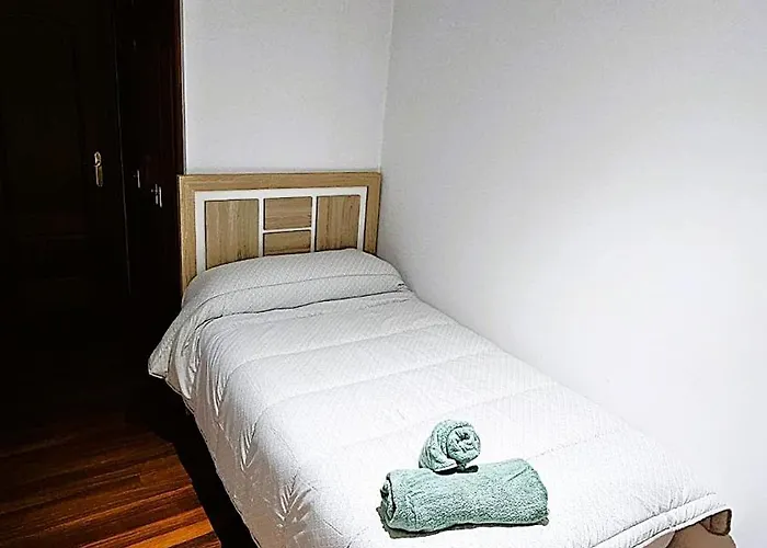 Vacansis Santiago Garcia Prieto Y Romero Donallo Privadas Santiago de Compostela